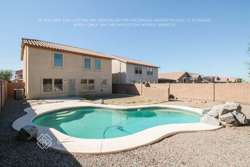 Building Photo - 3114 W Dunbar Dr