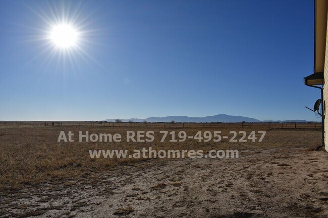Building Photo - 8815 Elbert Rd Peyton CO 80831