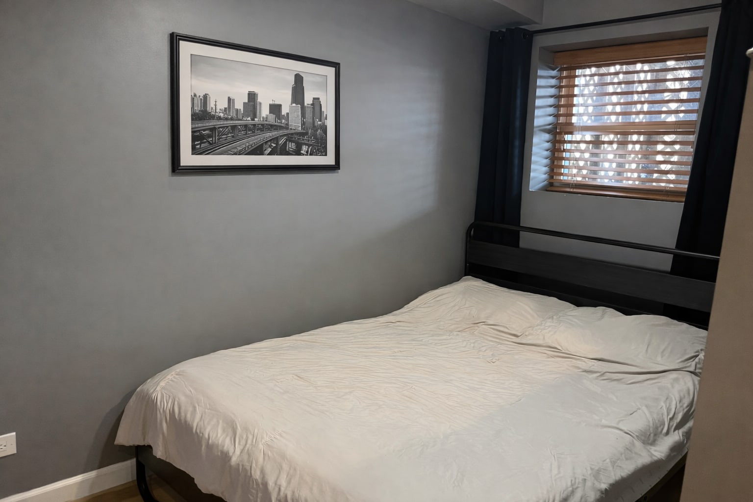 Building Photo - 2321 W Harrison St