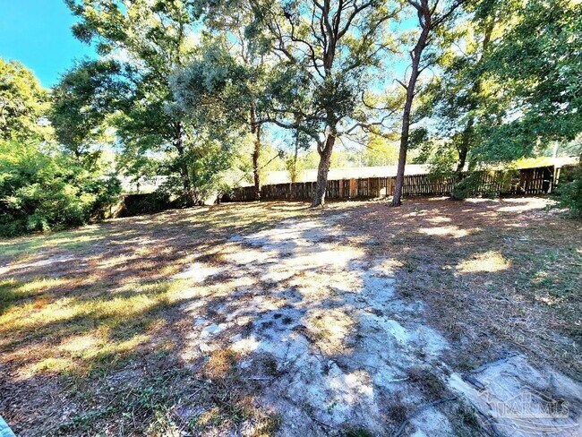 Building Photo - 4235 Chezarae Dr