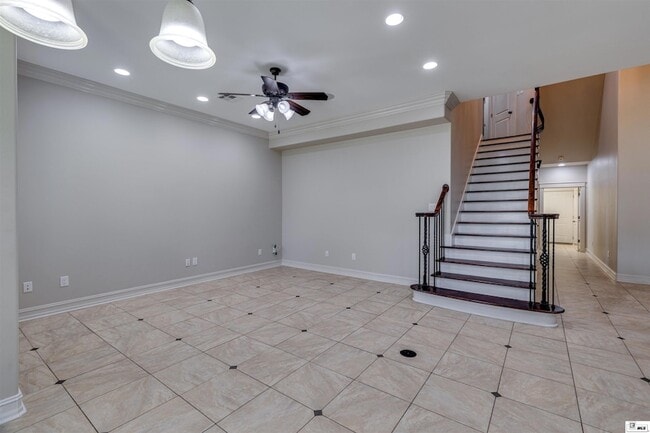Building Photo - 112 Temecula Dr