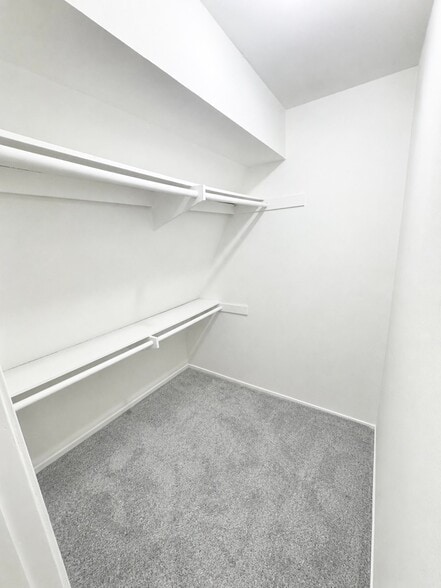 Building Photo - 7958 Mission Center Ct
