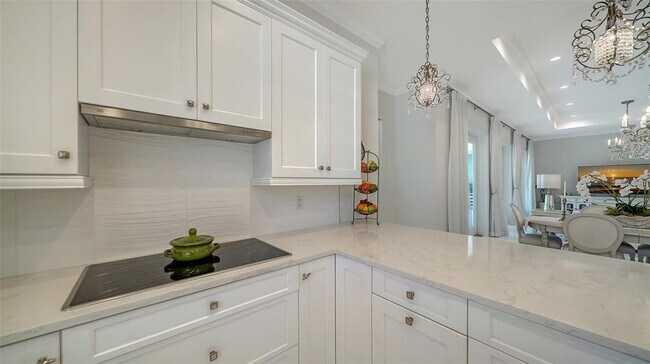 Building Photo - 1111 Mallorca Dr