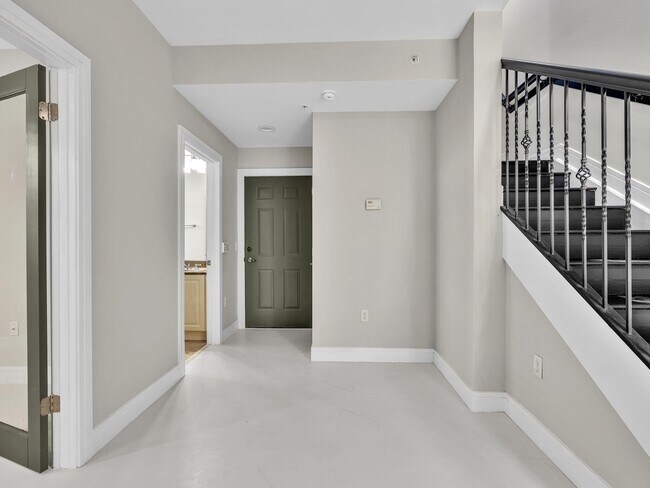 Building Photo - 2751 Ravella Way