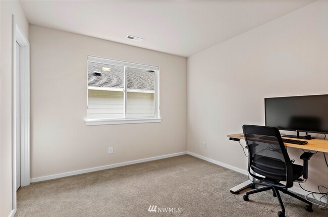 Building Photo - Designer 4-Bedroom Home with Covered Outdoor Living in Lake Stevens