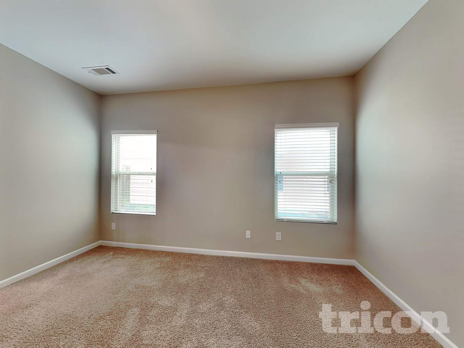 Building Photo - 731 Independence Ave