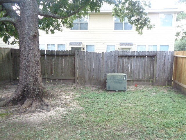Building Photo - 17631 Kennesaw Mountain Ln