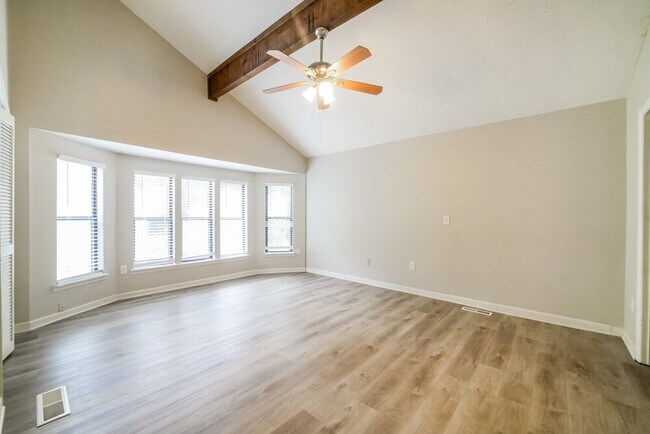 Building Photo - 1640 Clearstone Dr