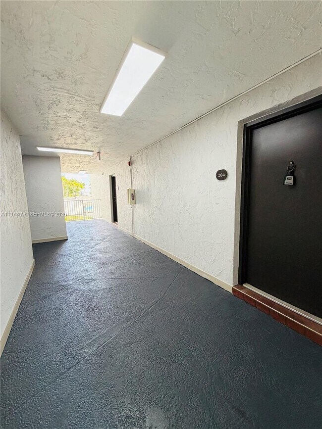 Building Photo - 4920 NW 79th Ave