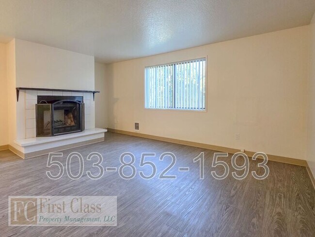 Building Photo - 2326 21st Pl