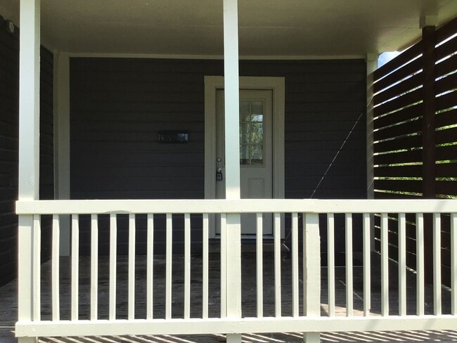 Building Photo - Home for rent!
