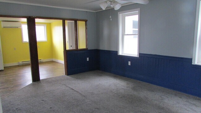 Building Photo - 18126 Spring Run Rd