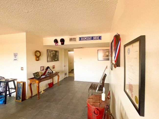 Building Photo - 6767 N 7th St
