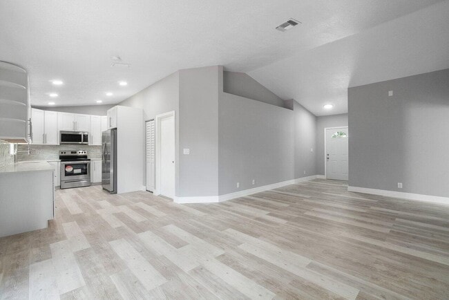 Building Photo - 5213 Blueberry Hill Ave
