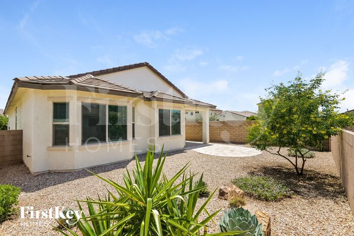 Building Photo - 6605 E Via Boca Chica