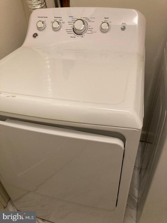 Building Photo - 6142 Joust Ln