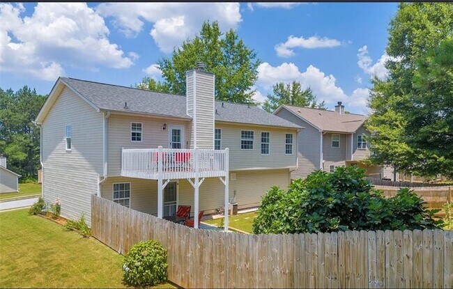 Building Photo - 605 Ashland Park Way SE