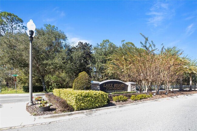 Building Photo - 8804 Danforth Dr