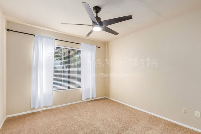 Building Photo - 10060 E San Bernardo Dr