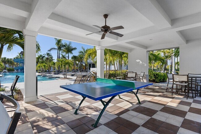 Building Photo - 4404 Longwood Lk Sq