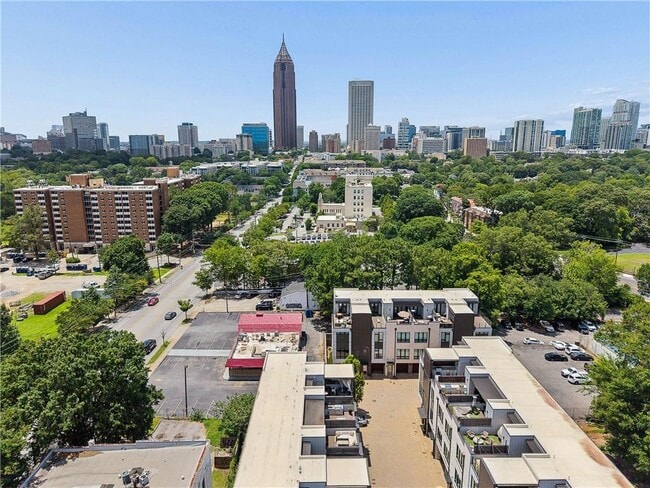 Building Photo - 115 Cityview Ct NE