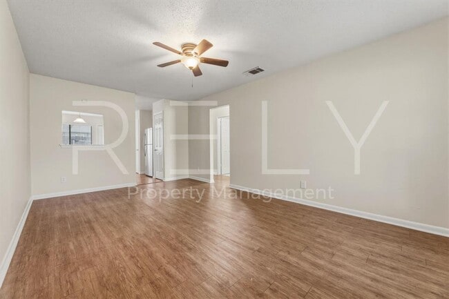 Building Photo - 205 W William Cannon Dr