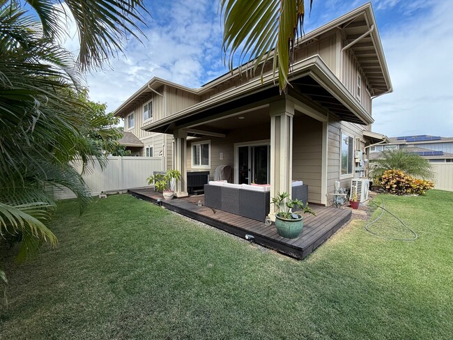 Building Photo - Ha'akea at Ho'opili! Highly desired 3/2.5