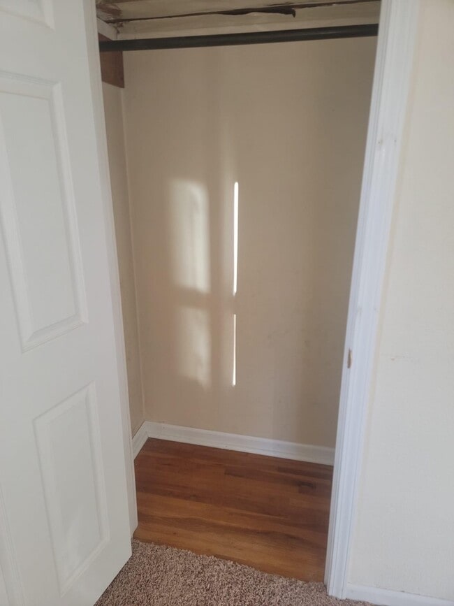 Building Photo - 22659 Old Hwy 169