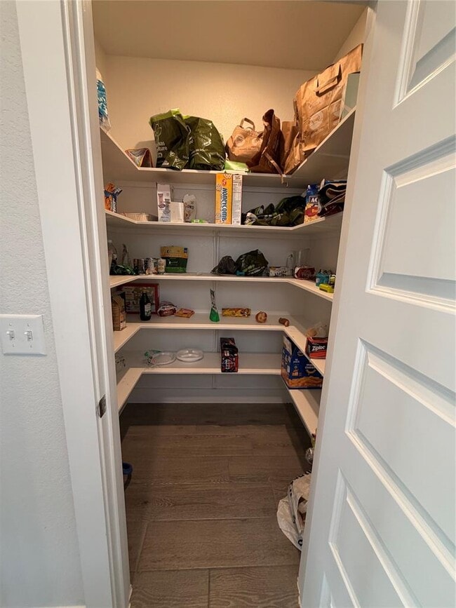 Building Photo - 8603 Cumbrae Ln