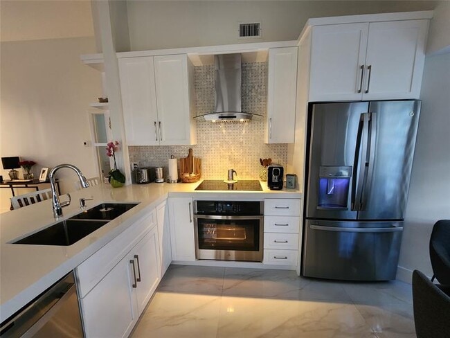 Building Photo - 1303 Seagrape Cir