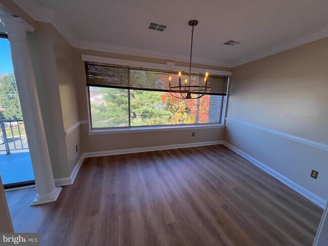 Building Photo - 14616 Bauer Dr