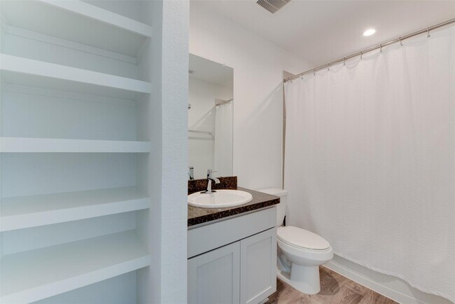 Building Photo - 5339 Tuscany Hills Ln