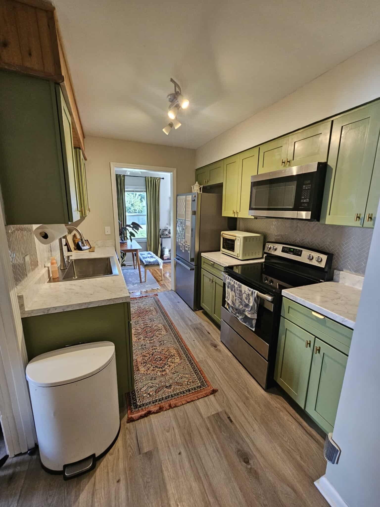 Building Photo - 1214 Kitchen St