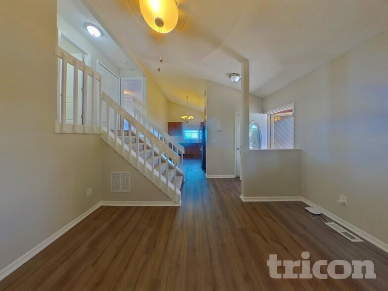 Building Photo - 3340 Bridgewater Dr