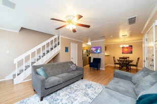 Building Photo - 4107 Medical Dr