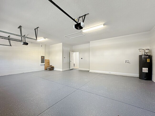 Building Photo - Pool Home-Bella Lago-3786 Eagle Isle Kissimmee FL 34746