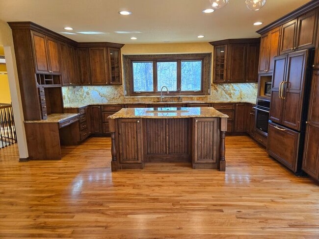 Building Photo - 7210 Juniper Ave