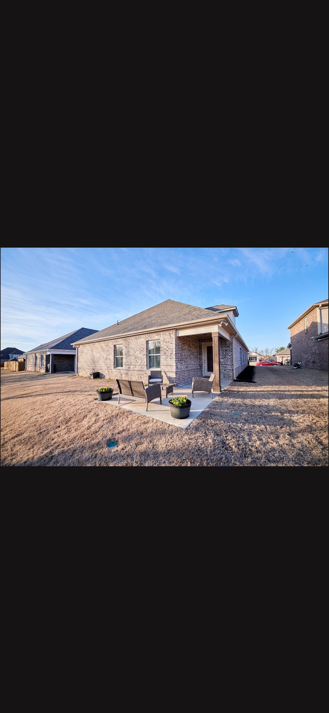 Building Photo - 2525 Celia Ct