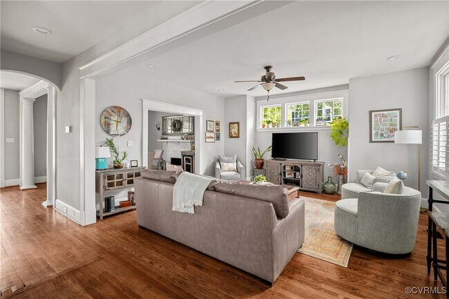 Building Photo - 3100 Barton Ave