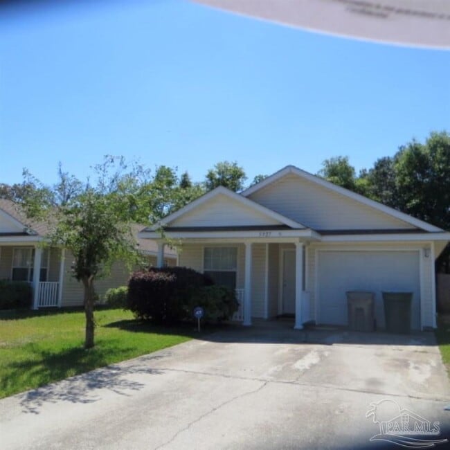 Primary Photo - 5927 Bilek Dr