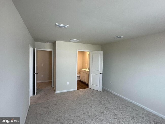 Building Photo - 2709 Apricot Dr