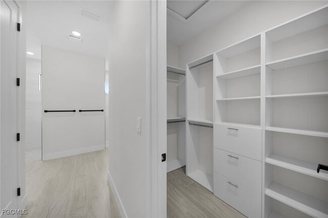 Building Photo - 3435 SW 8th Ct