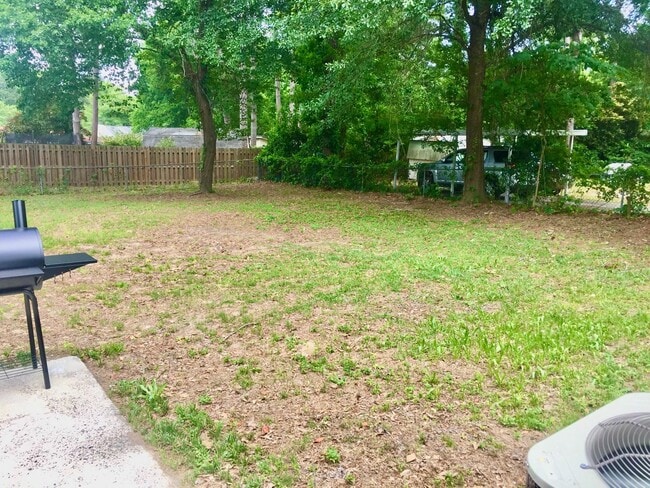 Building Photo - TURN KEY FULLY FURNISHED RENTAL