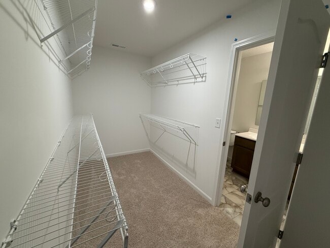 Building Photo - 3372 Dewdrop Way