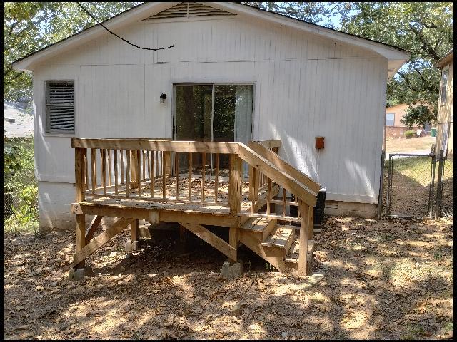 Building Photo - 4932 Longview Dr