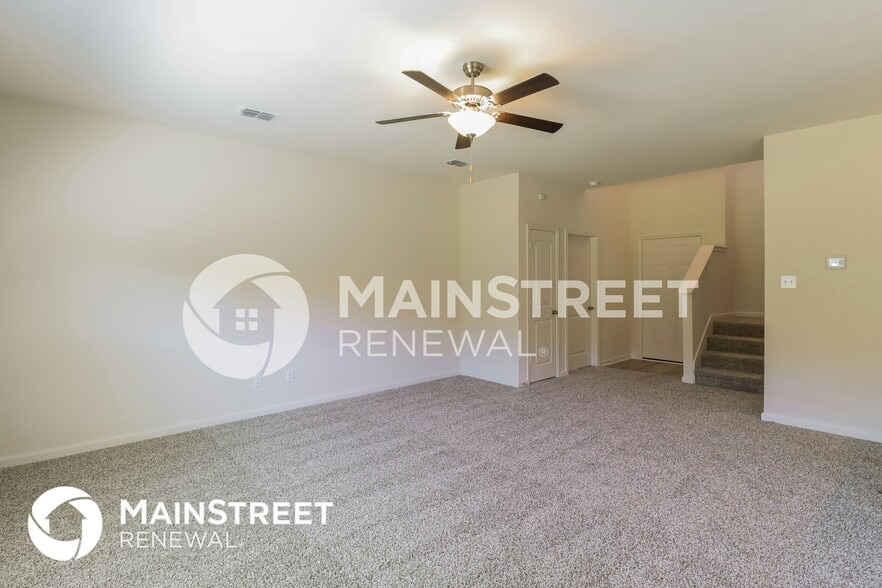 Building Photo - 124 Switchback Hl Rd