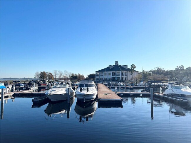 Building Photo - 727 Wyoming Ave