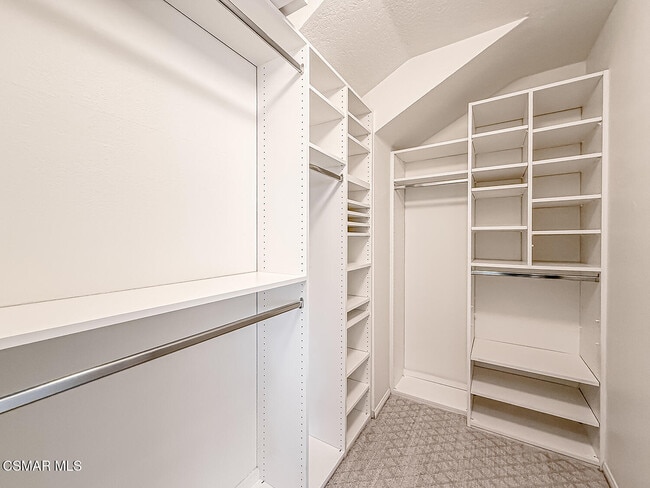 Building Photo - 12057 Falcon Crest Way