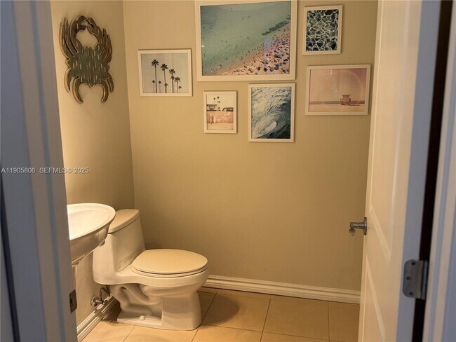 Building Photo - 1945 S Ocean Dr