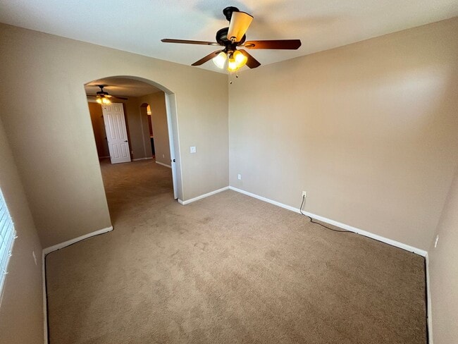 Building Photo - Elegant 3Bed/3Bath Home with Loft in the P...